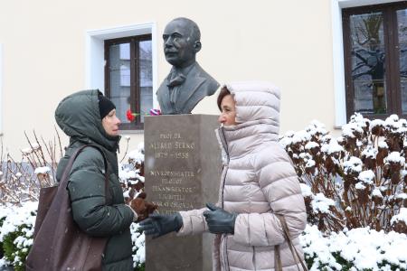 Odkritje doprsnega kipa dr Alfreda Šerka 24 Foto Ljubo Vukelič